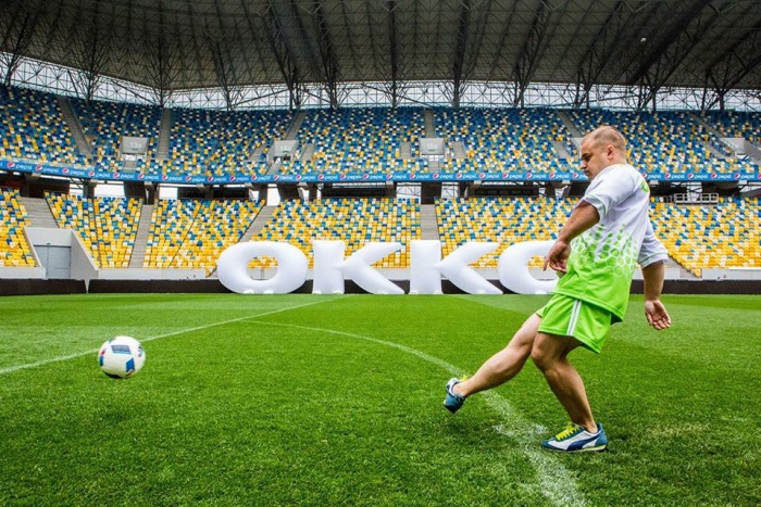 Сеть «ОККО» вручила второй Volvo за самую меткую серию голов