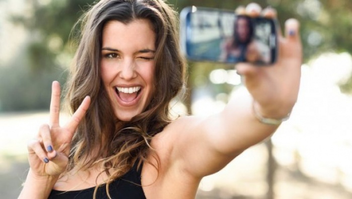 Как фото в соцсетях влияют на самооценку