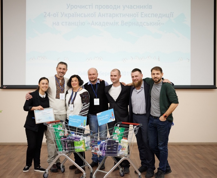 Быт в Антарктиде: сколько стоит полярникам годовой уход за собой и самым южным украинским домом