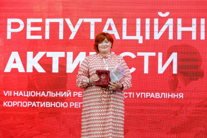 EVA возглавила национальный рейтинг корпоративной репутации в сегменте розничной торговли парфюмерией и косметикой