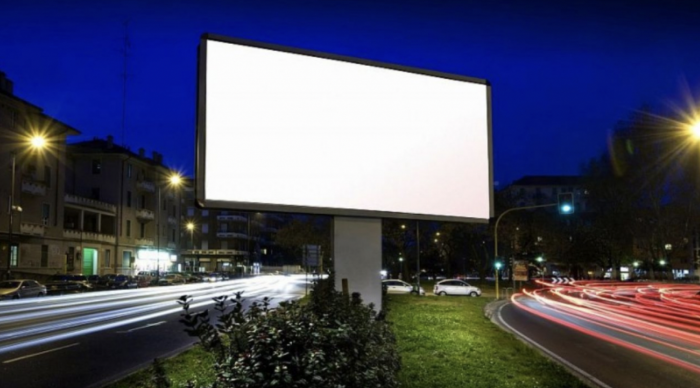 В ближайшее время в Украине изменят правила размещения рекламы в городах и вдоль трасс