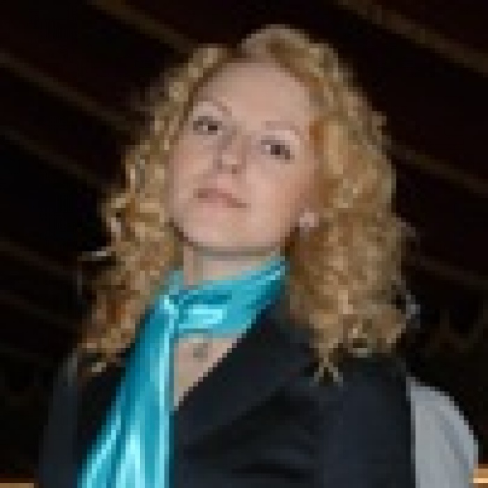 Интервью с Еленой Михайловской, ведущим специалистом по PR отдела маркетинговых коммуникаций и CRM компании «Фокстрот. Техника для дома»