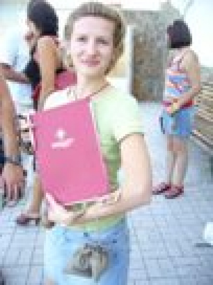 В рамках пресс-тура «Коблево – край натурального виноделия» ведущие украинские СМИ сделали вермут своими руками.