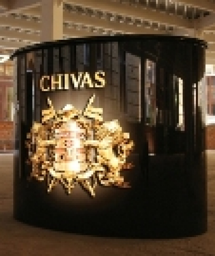 Галантный брендинг Chivas