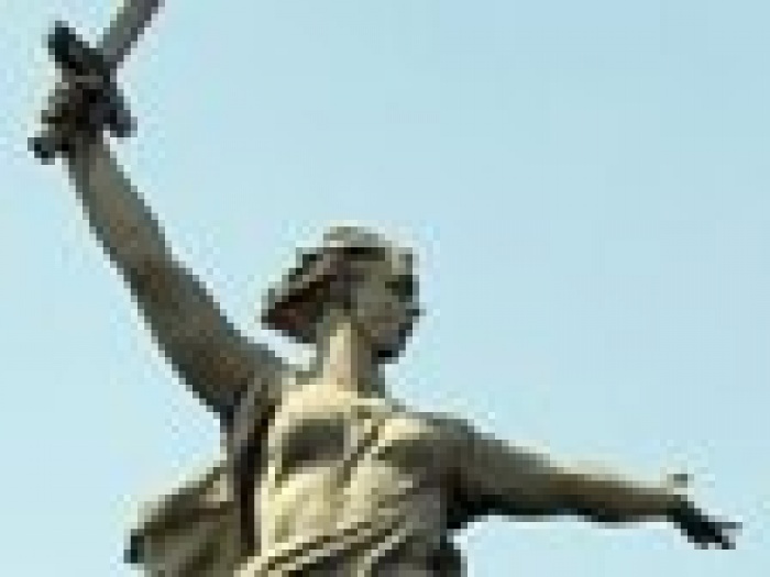 "Родина-мать" завела аккаунты в социальных сетях