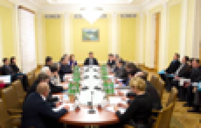 Редакторы ведущих изданий Украины и представители власти обсудили вопросы, связанные с организацией 64-го Мирового газетного конгресса и 19-го Мирового форума редакторов