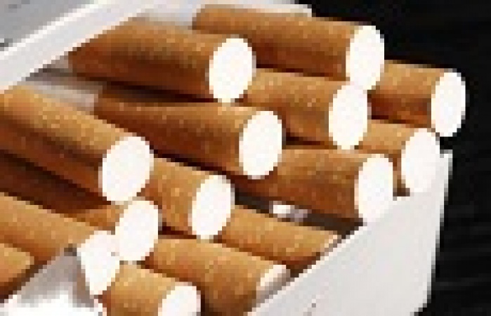 Вступил в силу закон о запрете курения в общественных местах